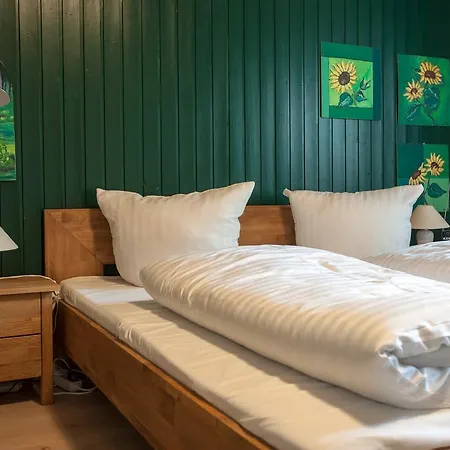 Ferienhaus Grenzweg * ווינטרברג